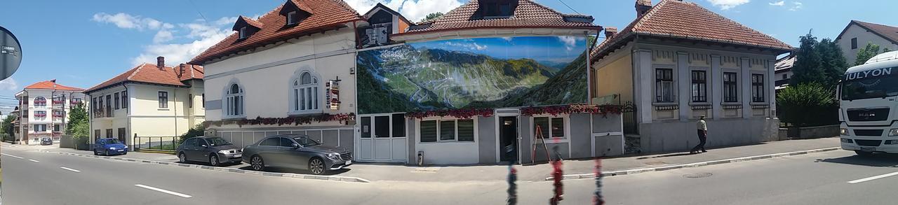 Pensiunea Geostar 2 Curtea de Argeş Eksteriør billede